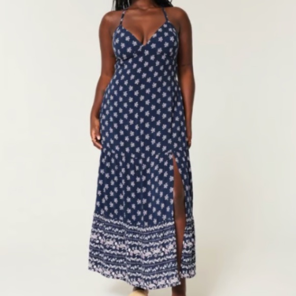NWT SP Hollister Open Back Maxi Dress Navy Floral - Picture 1 of 7